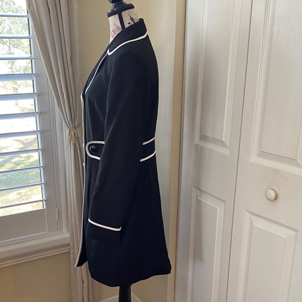 Ann Taylor LOFT Black Coat w White Piping – Tailored Vintage Style Jacket Size 6 - Picture 4 of 12